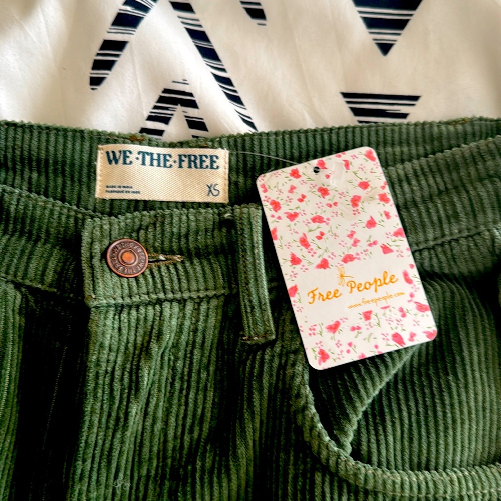 NWT - we the free, good luck, corduroy pants in green